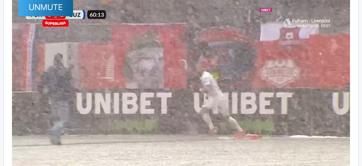 Imaginile lunii în Superliga » Jucătorul i-a luat lopata din mână și a început să sprinteze