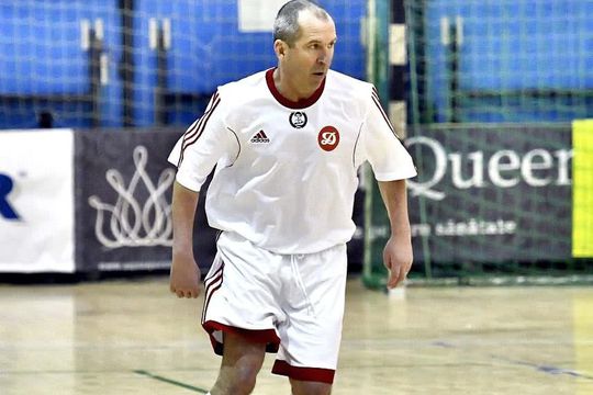 Daniel Iftodi, la un meci de old-boys / FOTO: Arhivă