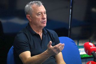 Mircea Rednic a confirmat primul transfer făcut de Dinamo: „E o sumă bună”