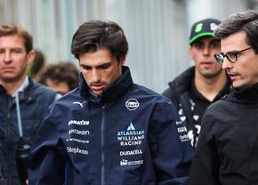 Carlos Sainz a fost amendat cu 20.000 de euro după o oprire neașteptată la baie din cauza unor probleme stomacale