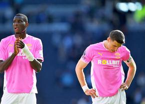 Cea mai slabă echipă din istoria Premier League? Statisticile sunt frapante!