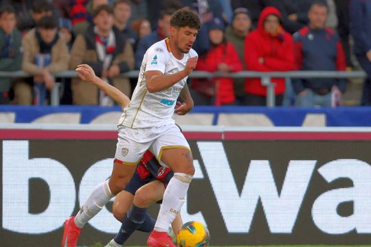 Florinel Coman în Bologna - Cagliari, foto: Imago Images