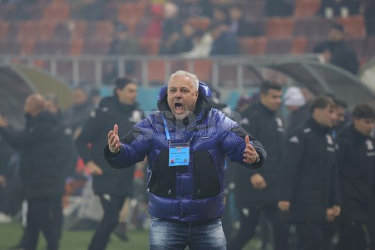 Marius Șumudică după deschiderea de scor din Rapid - Dinamo / Foto: Ionuț Iordache GSP