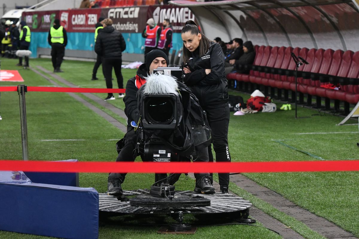 Iuliana Demetrescu în Rapid - Dinamo