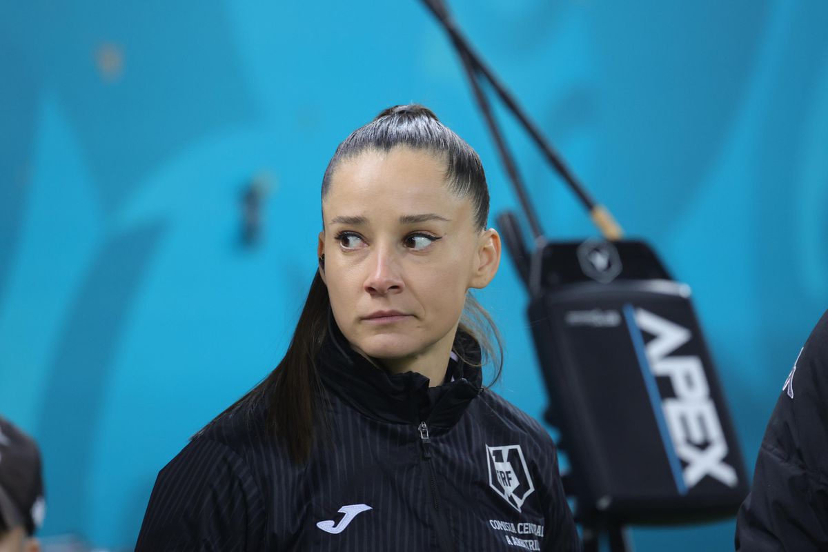 Iuliana Demetrescu în Rapid - Dinamo