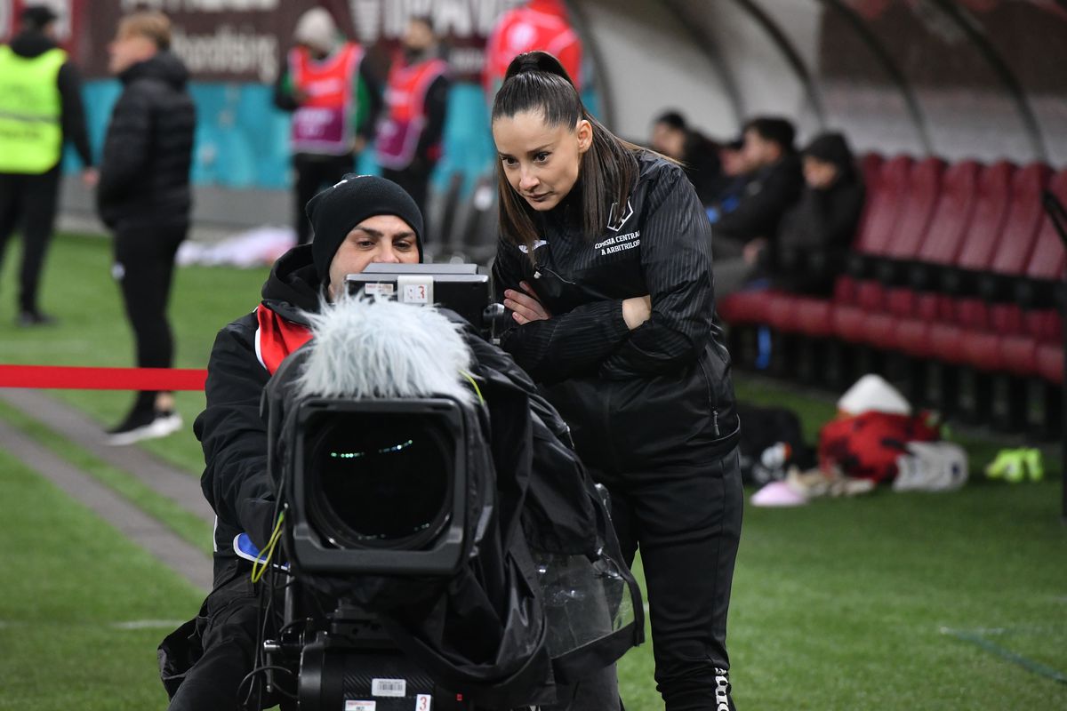 „Trebuie să fii tare și să pui piciorul în prag” » Iuliana Demetrescu, arbitru la Rapid - Dinamo, merge la Europeanul din Elveția