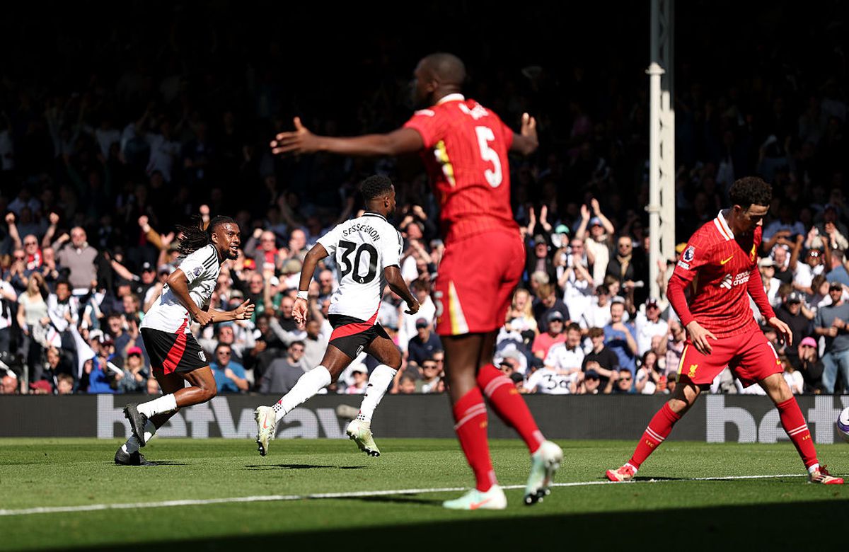 Fulham - Liverpool 3-2 » Șansă irosită! „Cormoranii” pierd al doilea meci din acest campionat, dar rămân lideri autoritari