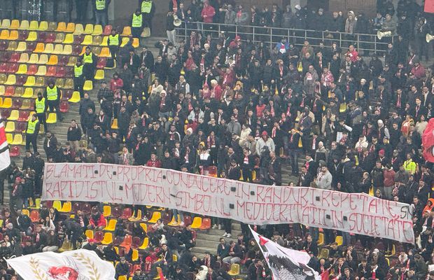 Toate mesajele galeriilor la Rapid - Dinamo: derapaj rasist și atacuri în valuri la adresa conducerii