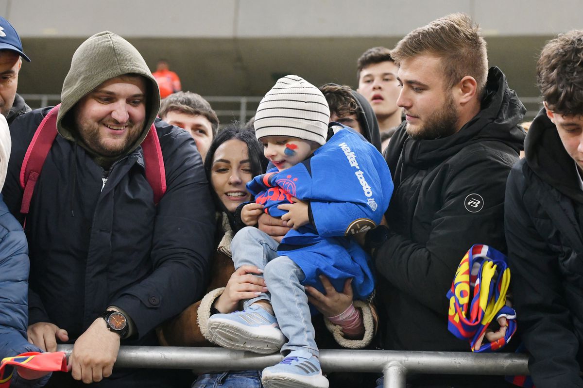 Gestul de suflet al lui Bîrligea, surprins de fotoreporterul GSP după victoria FCSB-ului