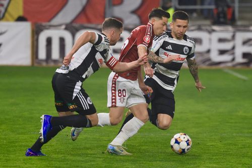 Olimpiu Moruțan, în Rapid - U Cluj 1-2, foto: Ionuț Iordache (GSP.ro)