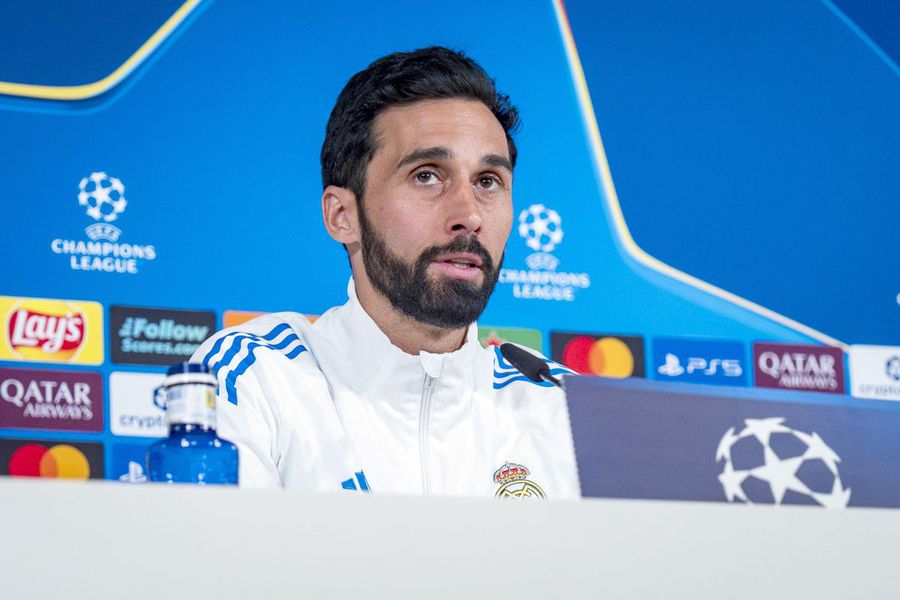 Conflict la vârf la Real Madrid! Canizares, furios pe o decizie a lui Arbeloa: „Răutatea se scurge mai lent decât iaurtul! Ar trebui să joace și dacă e șchiop!”