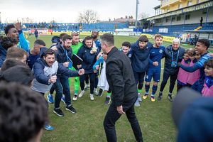 „Anomalia” Metaloglobus » Raportul financiar este șocant: salarii de Liga 2, zero la sponsorizări! Explicațiile