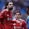Dominik Szoboszlai gesticulează arogant în fața suporterilor lui Liverpool