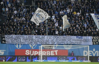 Noi proteste la adresa modificărilor Legii 4, la Craiova - CFR Cluj: „Întrebați cetățenii ce să schimbe la Jandarmerie”