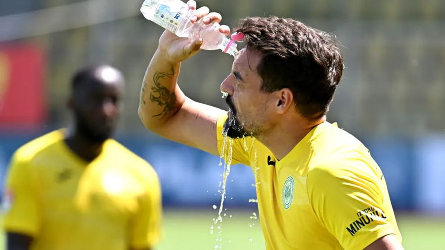 Petre a jucat la Chiajna în sezonul 2024-2025 de Liga a 2-a. A marcat un gol în 15 meciuri oficiale (foto: Răzvan Păsărică / Sport Pictures) Marea promisiune a României, cu două Europene în CV, s-a prăbușit șocant și face dezvăluiri TULBURĂTOARE: „Am fost la psihiatru, la nebuni! Simțeam că mor!”