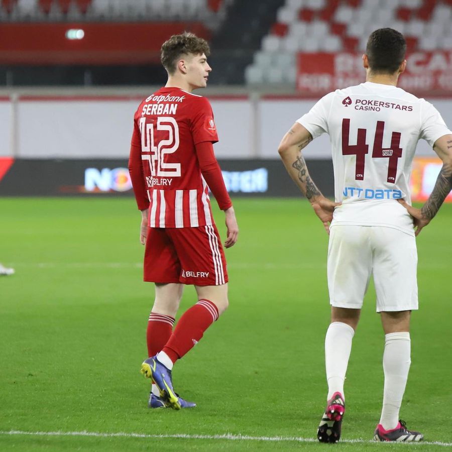 Sergiu Șerban, în tricoul lui Sepsi Cine este fotbalistul pe care Bergodi l-a îmbrățișat în tribuna Giuleștiului, imediat după ce a învins-o pe Rapid