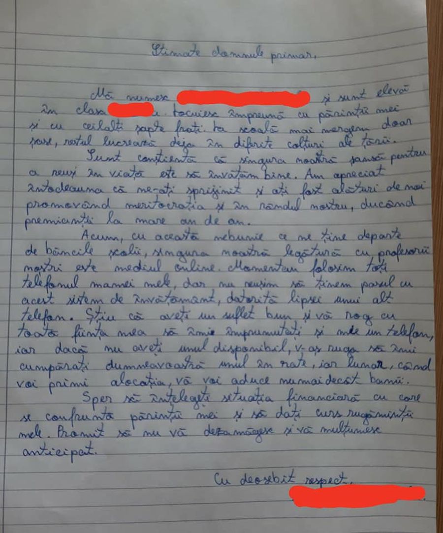 Scrisoarea emoționantă a elevei din Vaslui pentru primar: „Vă rog cu toată fiinţa mea să îmi împrumutaţi un telefon, pentru a-mi putea face temele” + Reacția edilului: „Mi-au dat lacrimile, copil minunat!”