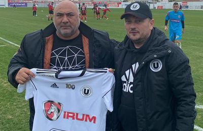 EXCLUSIV VIDEO Povești incredibile cu un fotbalist român și un patron din Cipru: „Avea pe masă banii, pistolul și o sabie. Tot timpul umbla cu o sacoșă cu 300.000 de euro!”