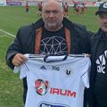 Lucas Fanieros alături de Daniel Stanciu, director executiv U Cluj, după un meci amical. Sursă foto: facebook FC Universitatea Cluj