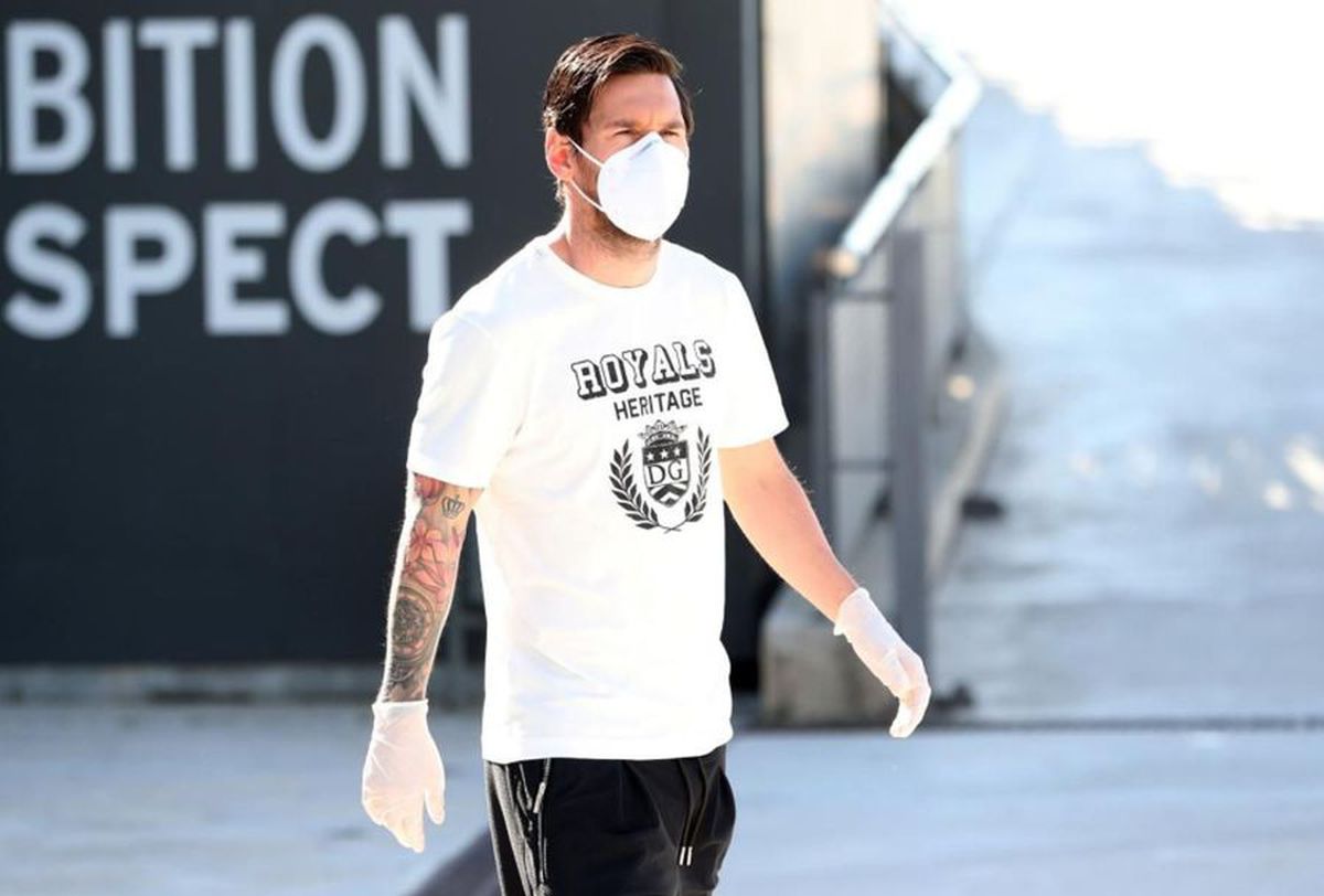 BARCELONA. Lionel Messi s-a decis! Alături de ce superfotbalist vrea să joace din sezonul următor: „E complet. Seamănă cu Suarez”