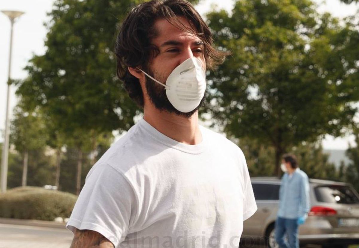 BARCELONA. Lionel Messi s-a decis! Alături de ce superfotbalist vrea să joace din sezonul următor: „E complet. Seamănă cu Suarez”