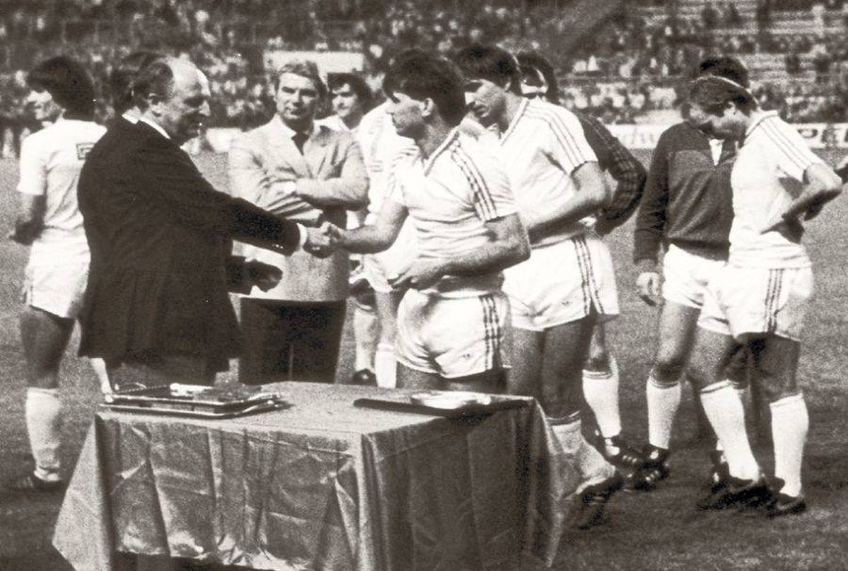EXCLUSIV 34 de ani de când Steaua a fost campioana Europei » Anghel Iordănescu: „După ce mi-am analizat prestaţia din finală, am realizat că Steaua are nevoie de Hagi”
