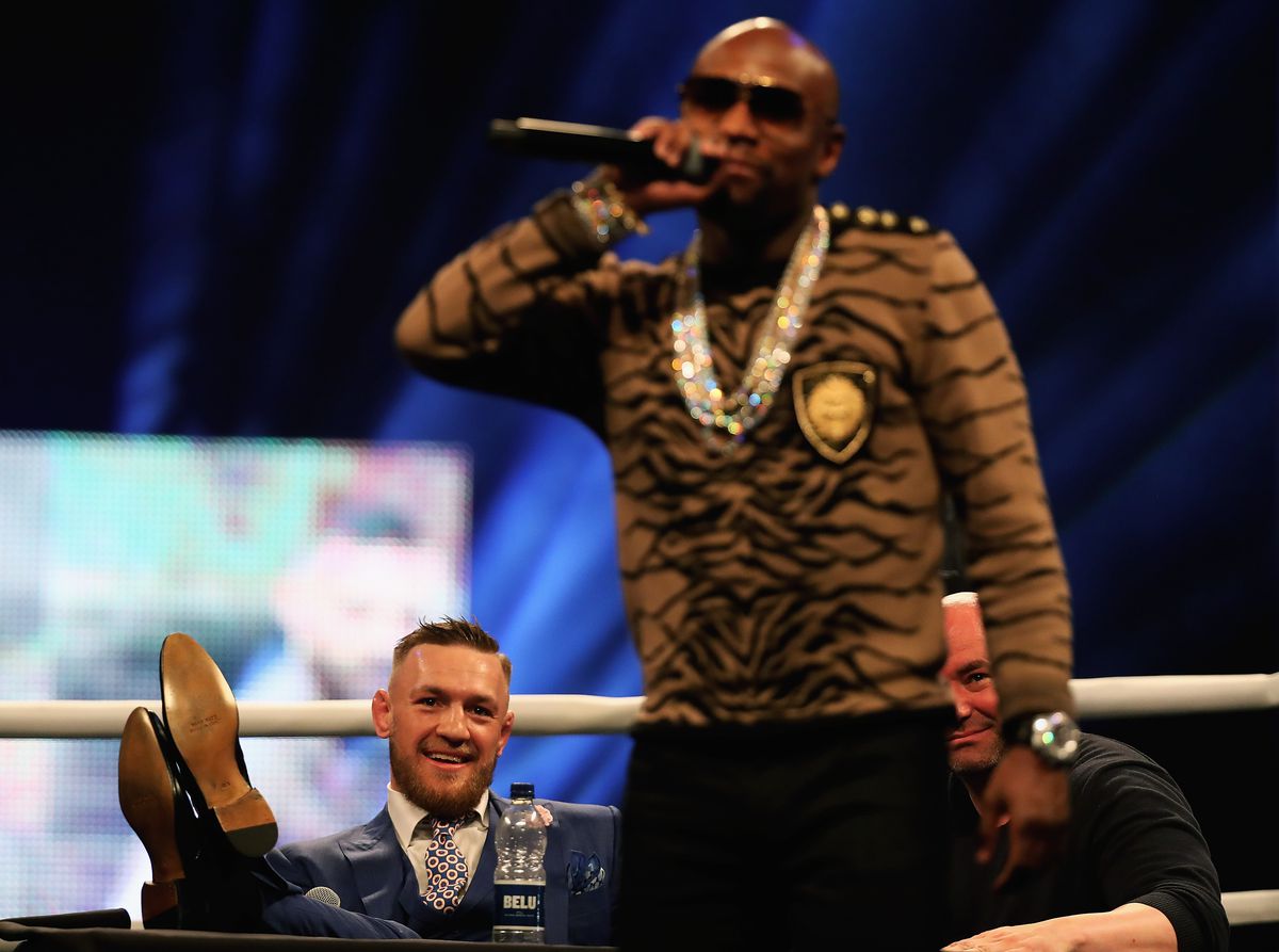 Floyd Mayweather i-a interzis logodnicei să mai intre în casă! Motivul pentru care dansatoarea s-a mutat într-un apartament