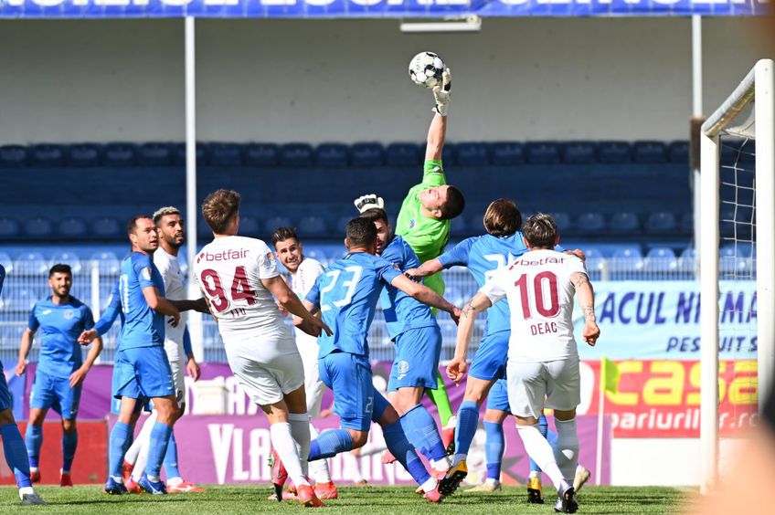 CFR Cluj a învins-o pe Academica Clinceni la limită, scor 1-0, în runda cu numărul 6 din play-off-ul Ligii 1