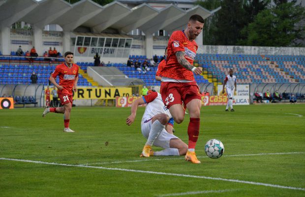 Repetentul din FC Botoșani - FCSB: nota 3 în Gazetă! + Cine a fost cel mai bun de pe teren