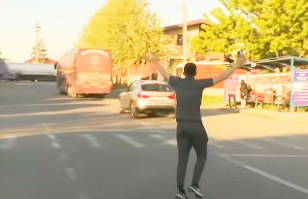 L-au uitat la stadion! :) » Scene comice la CFR Cluj, după victoria de la Clinceni