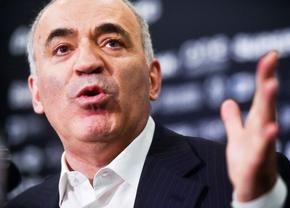 De ce femeile nu sunt la nivelul bărbaților în șah? Răspunsul profund al lui Garry Kasparov