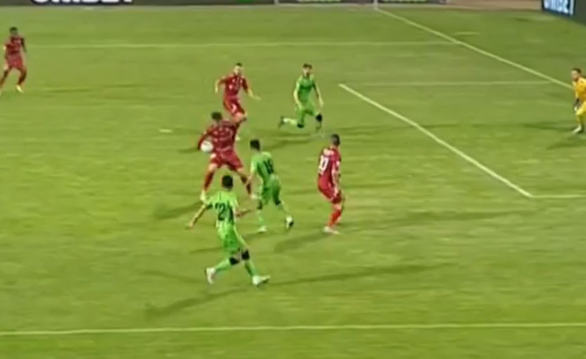 Dinamo a cerut penalty la Botoșani » Ce arată reluările TV: „E indiscutabil!”