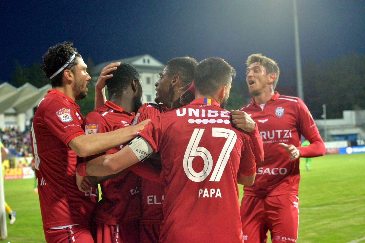 Potecă spre baraj! În inferioritate numerică, Dinamo câștigă thrillerul cu 5 goluri de la Botoșani