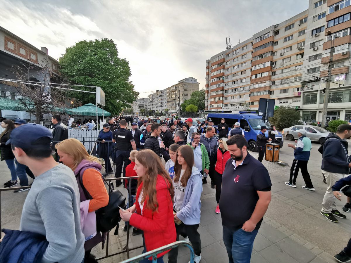 Dusan Uhrin, laude pentru jucătorii săi după victoria de la Botoșani: „Am avut o atitudine foarte bună” + cum comentează eliminările lui Pierret și Grădinaru