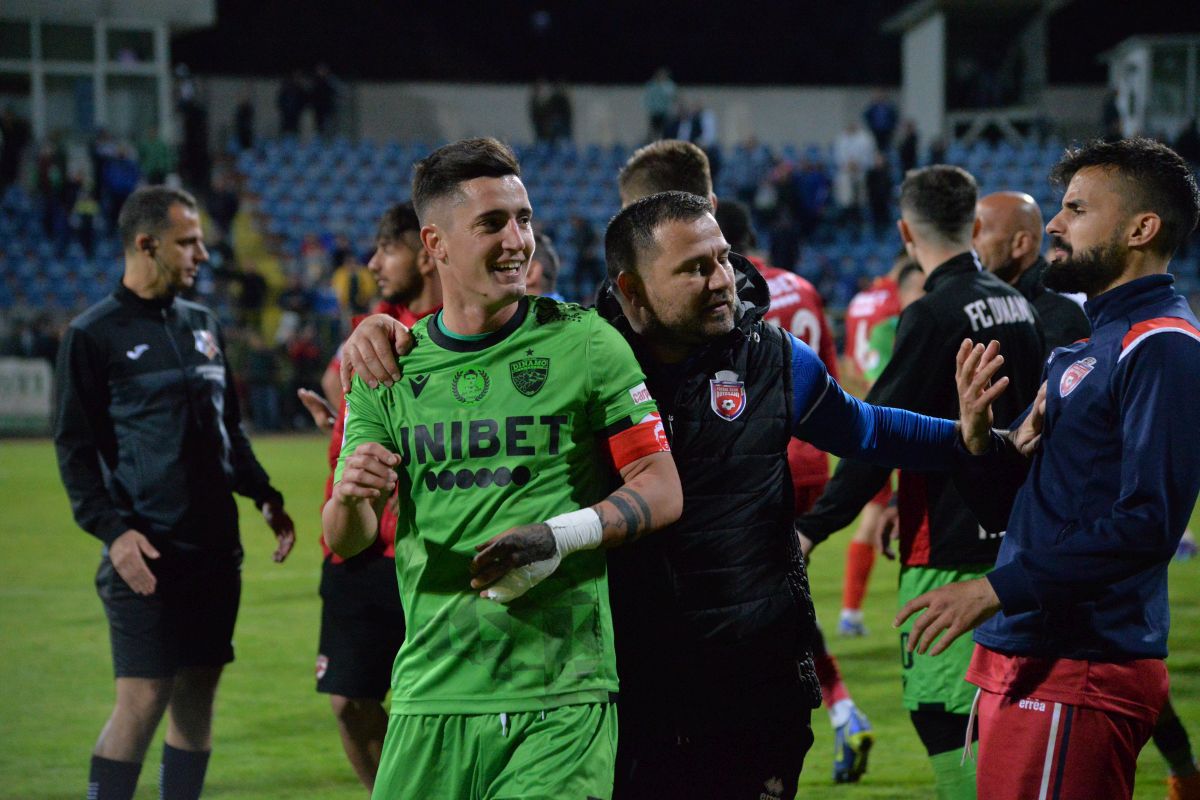 Potecă spre baraj! În inferioritate numerică, Dinamo câștigă thrillerul cu 5 goluri de la Botoșani