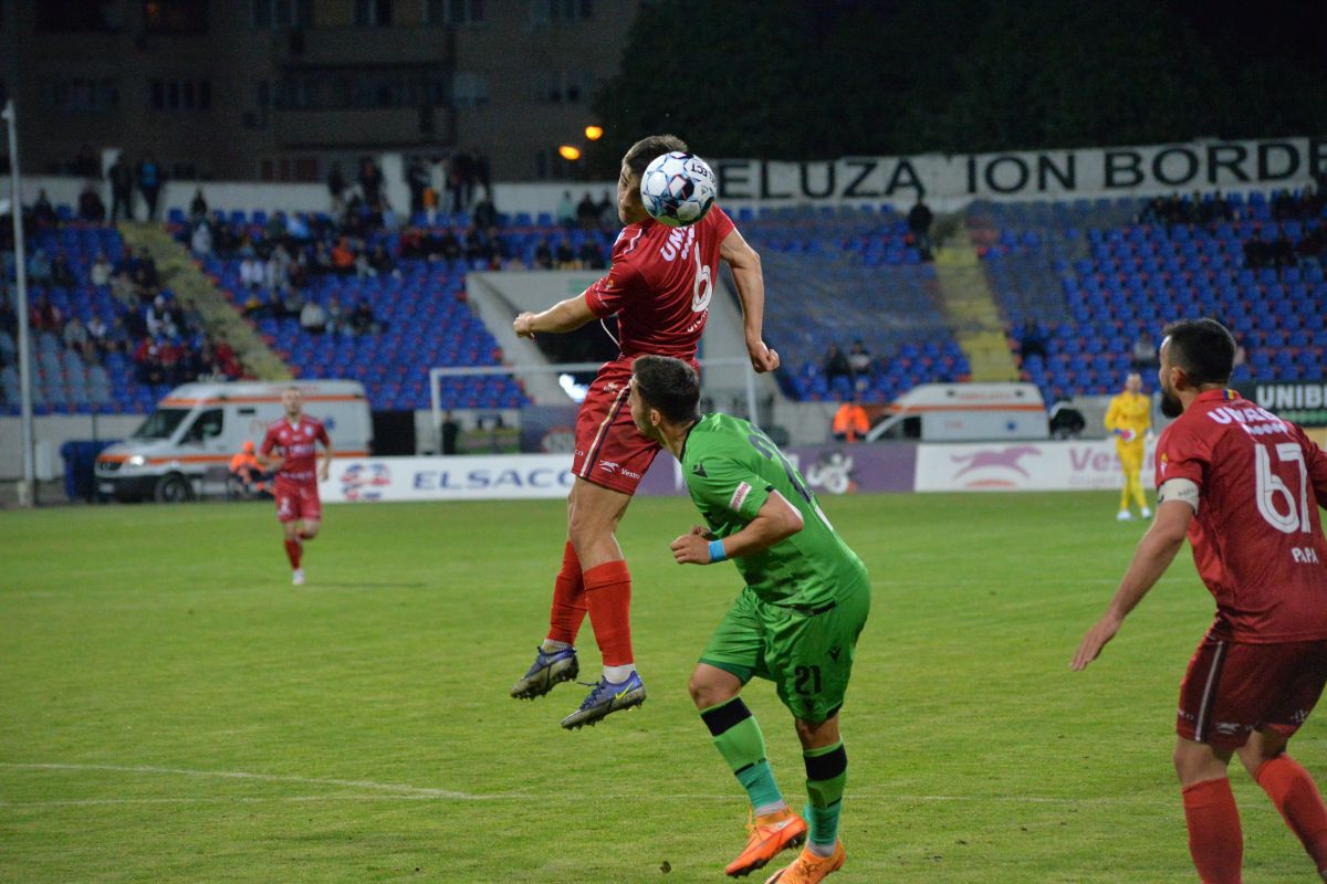 MM Stoica, semnal de alarmă: „Fără el, Dinamo are o mare problemă la baraj!” + despre ce dinamovist spune: „Nu poate să joace foarte bine niciodată”