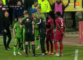 Dinamo, în „10” o repriză » Confuzie totală la Botoșani: de ce a fost eliminat Balthazar Pierret