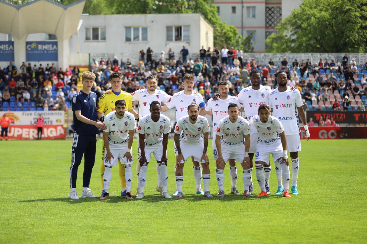 FC Botoșani - U Cluj 0-0 » Remiză albă în primul meci al zilei în SuperLigă. Clasamentul actualizat