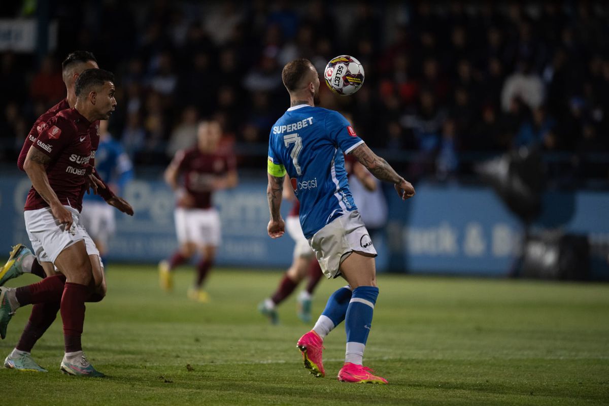 Alibec, hattrick de senzație cu Rapid » Golul 3 e o bijuterie