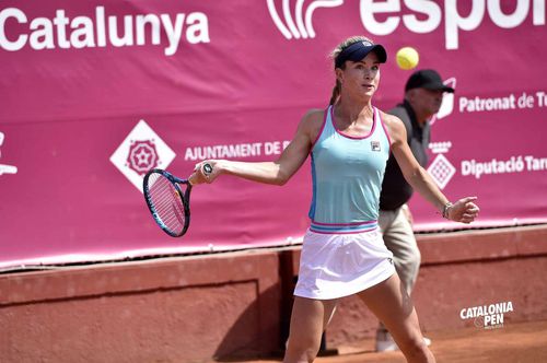 Elizabeth Mandlik în acțiune la Reus Foto Catalonia Open