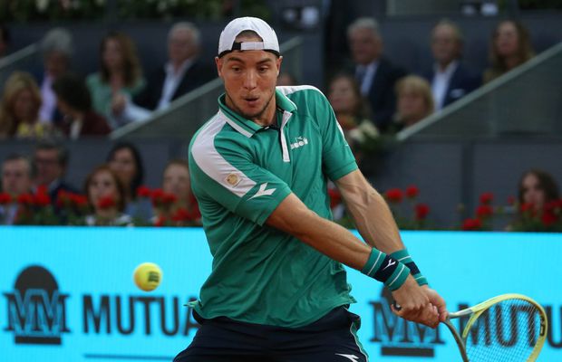 El e primul lucky loser ajuns într-o finală Masters 1000 » Ce obiecte nu lipsesc niciodată din bagajul său