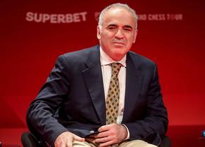 „Oamenii încă au monopol asupra răului” » Interviu cu Garry Kasparov despre inteligența artificială, șah și „Noua Rusie care trebuie să îngroape Imperiul”