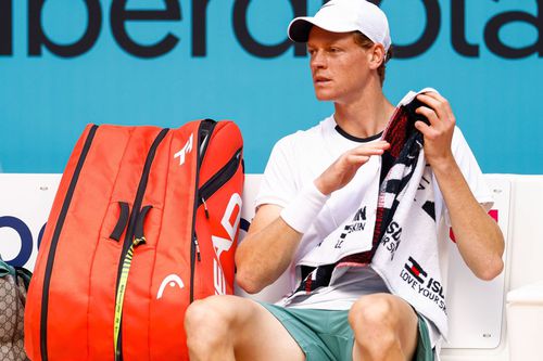 Jannik Sinner e în pericol să rateze Roland Garros / Sursă foto: Imago Images