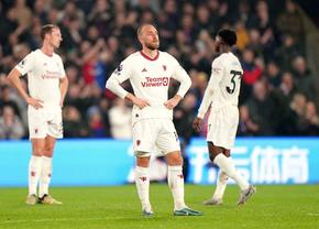 ȘOC în Premier League! Câte goluri a putut să încaseze Manchester United de la locul 14