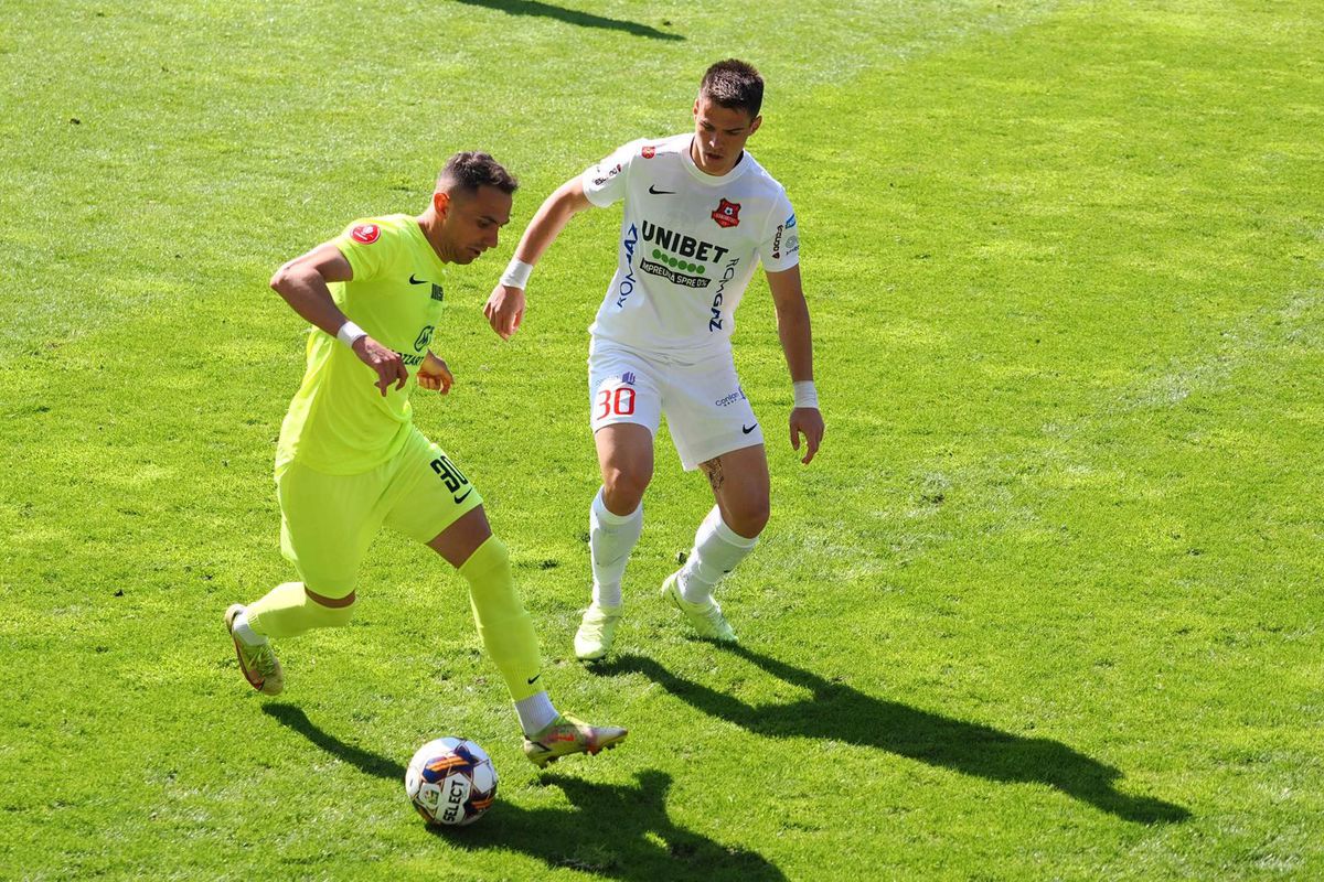 Poli Iași, victorie controversată la Sibiu: „Rușine, rușine să vă fie!” » Dinamo e ultima și doar un MIRACOL o ține în Superligă!