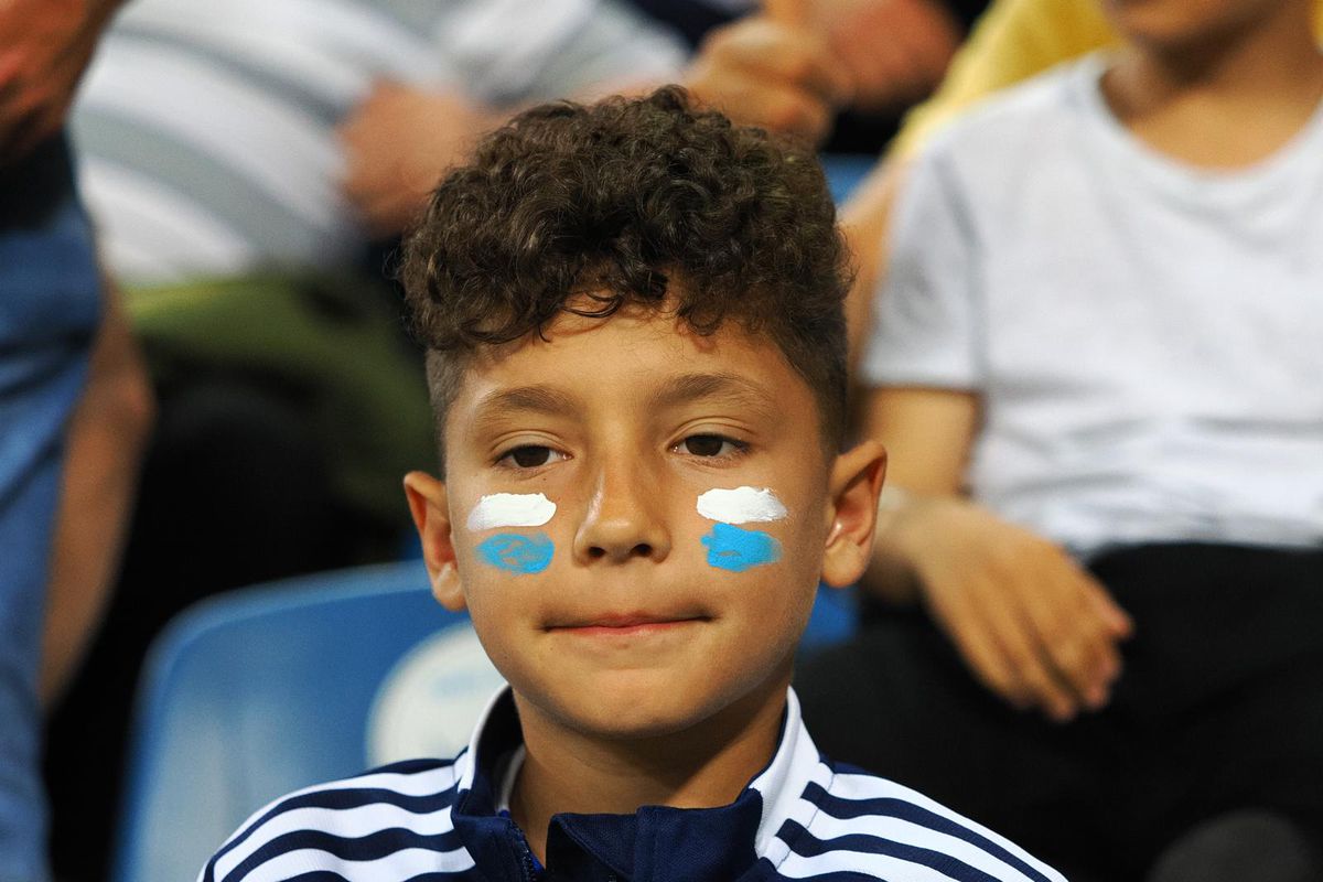 Ce va apărea pe tricourile FCSB din sezonul viitor? » Logo special pentru formația lui Becali, unic în Superligă