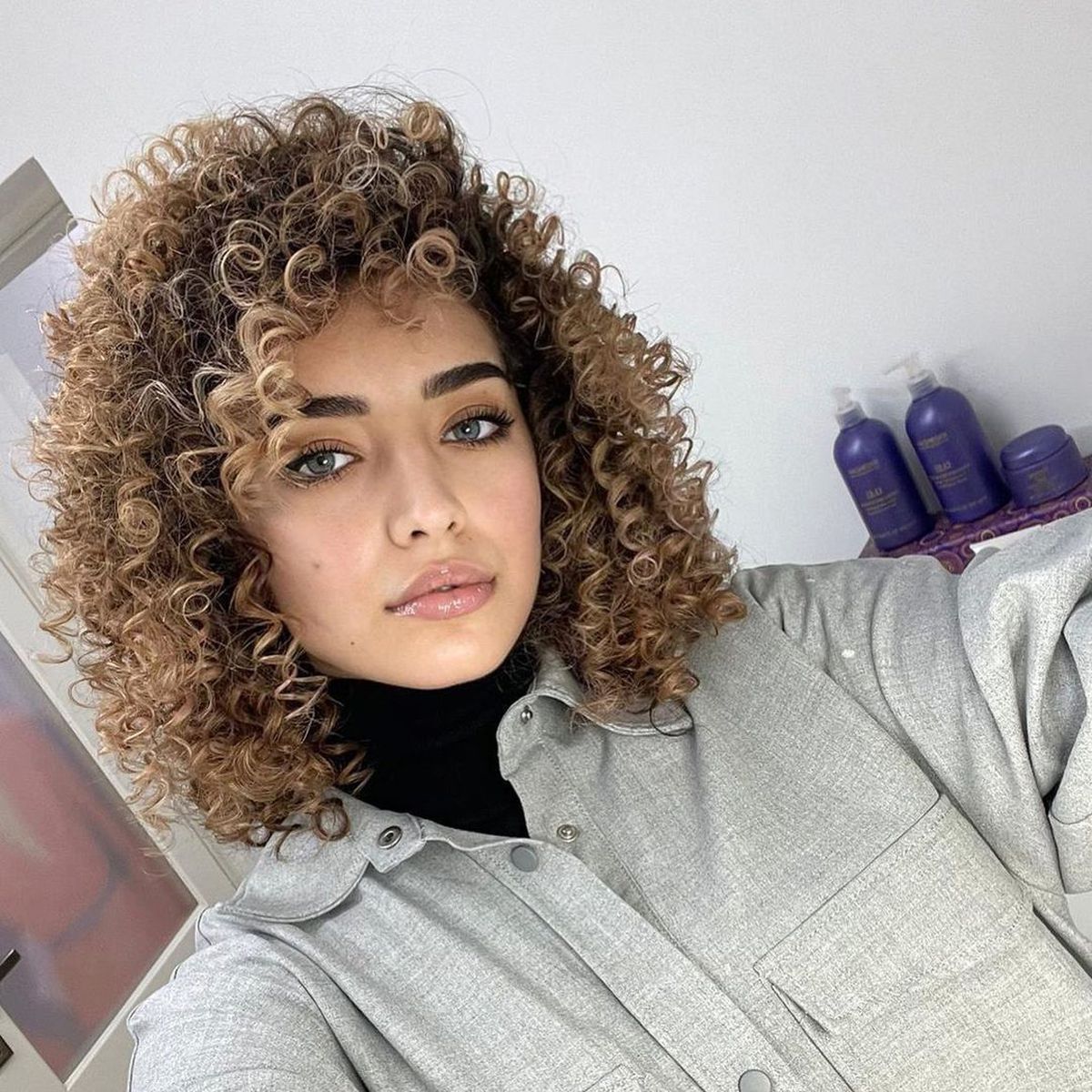 Alexandra Ionela - iubita Dennis Man