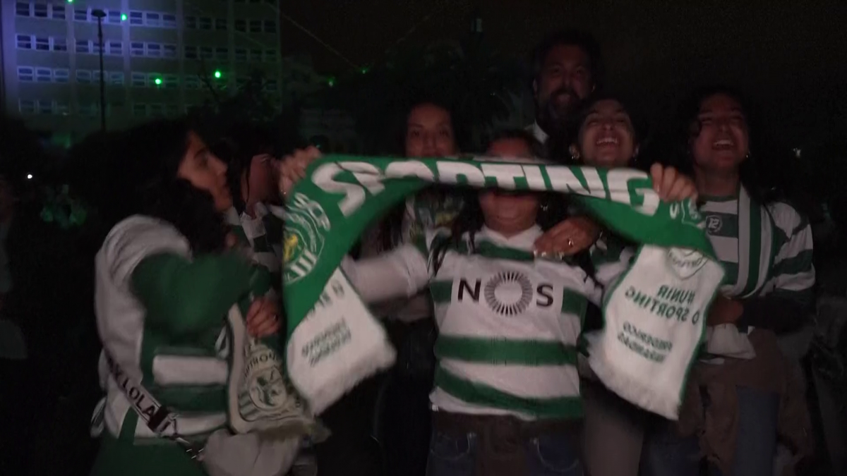 Noapte albă la Lisabona! Sporting a câştigat campionatul Portugaliei și mii de fani au ieșit pe străzi
