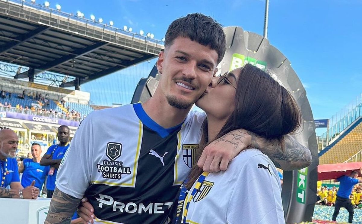 „De cât timp am așteptat acest moment...” » Iubita lui Dennis Man a cucerit pe toată lumea la petrecerea promovării în Serie A