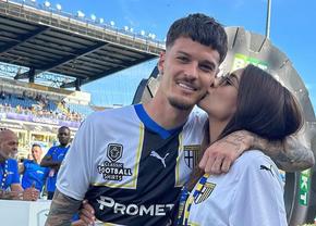 „De cât timp am așteptat acest moment...” » Iubita lui Dennis Man a cucerit pe toată lumea la petrecerea promovării în Serie A